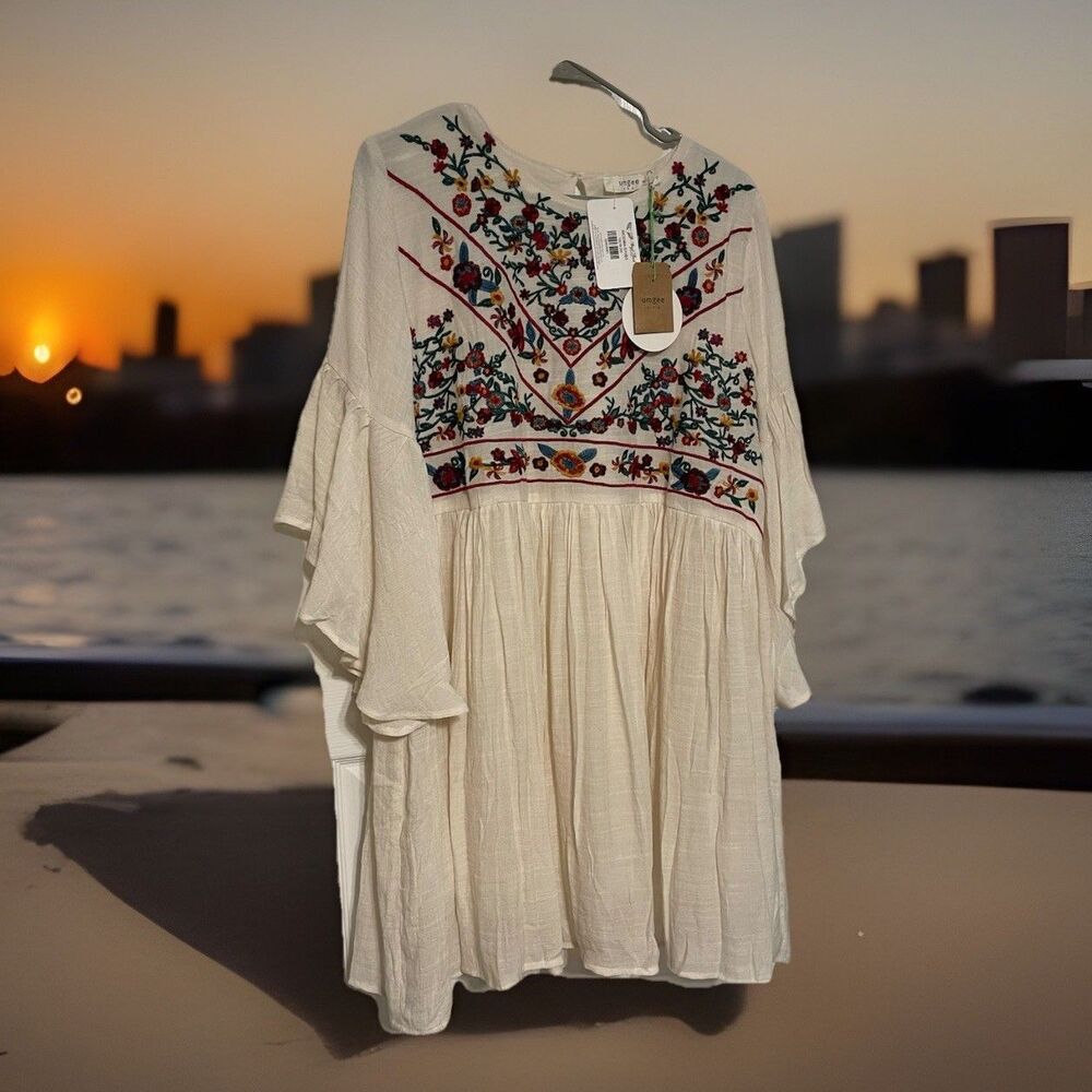bungee Dress 1X (18-20) Embroidery Off White O13